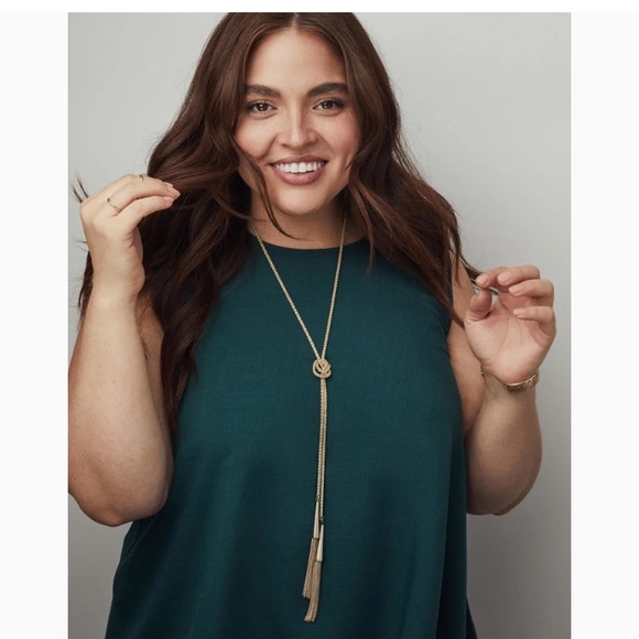 Kendra Scott Phara necklace. Gold. NWOT - Picture 2 of 4